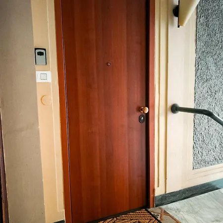 Domus Marzio بيت ضيافة 4*