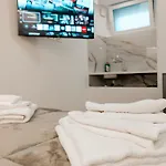 Domus Marzio 게스트하우스 4*